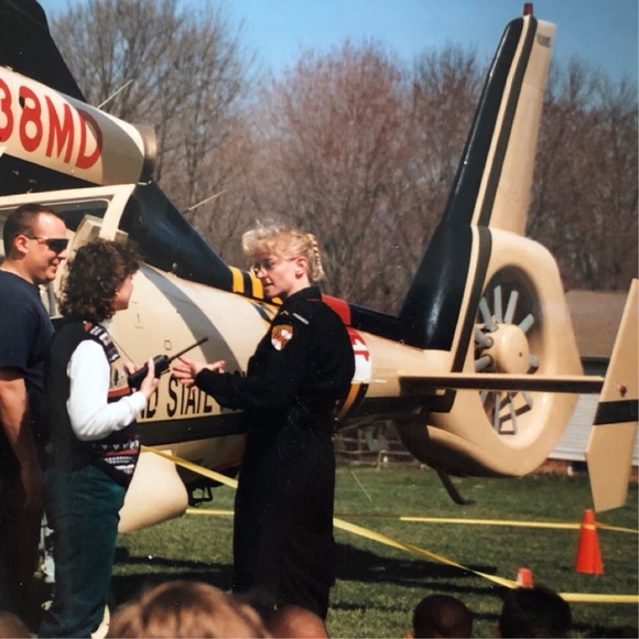 I’M YOUR 🌟POSH AMBASSADOR🌟, SUSAN - Picture 4 of 9